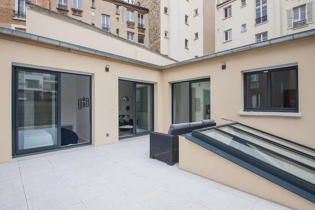 Le Scandinave, F3 Avec Terrasse, Saint Charles *